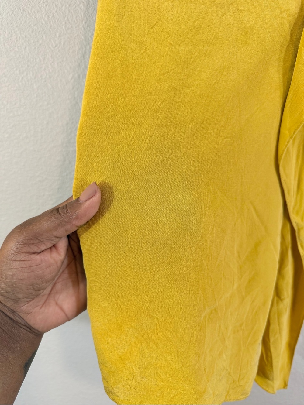 Tibi Yellow Silk Sleeveless Blouse Size 4 Ruffle Accent Tank Office V-Neck - Picture 2 of 9